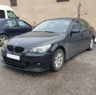 Предна броня за BMW E60 / E61 (2003-2010) - М-TECH Дизайн с 24mm. отвори и тапи за тях - грундирана